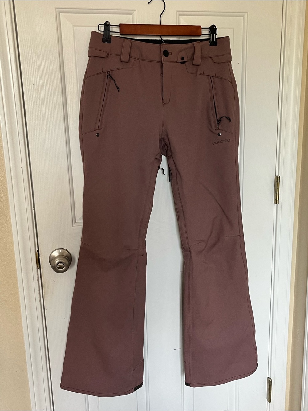 Volcom Dusty Mauve Snowboard Pants